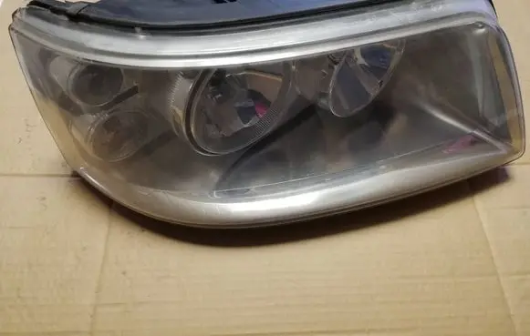 Volkswagen Transporter - Caravelle T5 Headlight/headlamp 7H1941016T