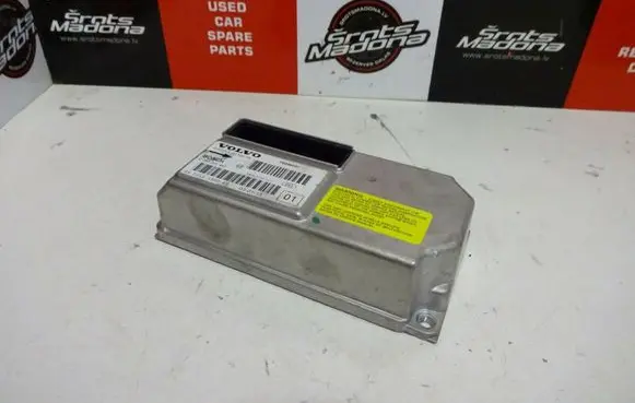 Volvo XC90 Airbag control unit/module P8696027