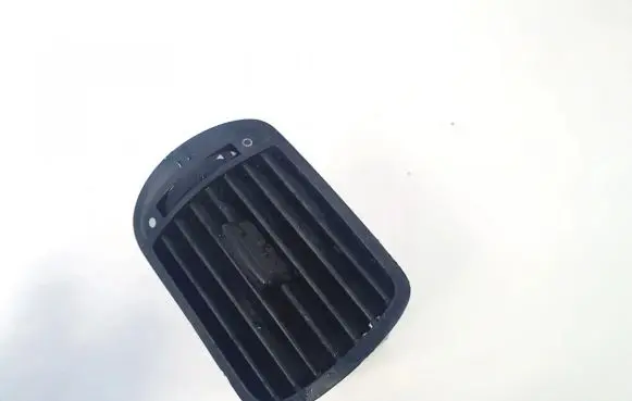 Audi A3 S3 8L Dash center air vent grill 8l0820901