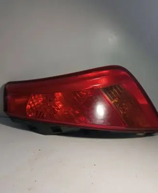 Nissan Qashqai Rear/tail lights 64489066