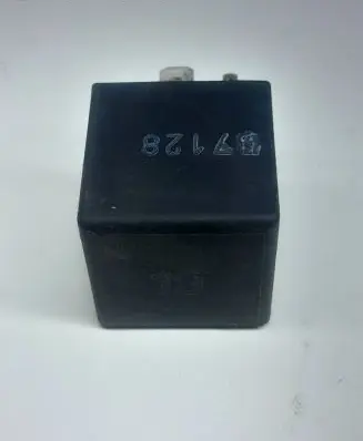 Volkswagen Golf III Other relay 191955531