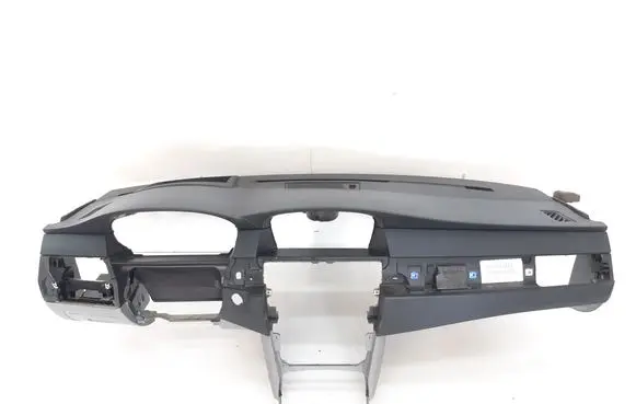 BMW 5 E60 E61 Dashboard 7138510 51457138510 6976417