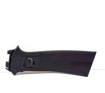 Volvo XC40 (B) pillar trim (bottom) 31457491