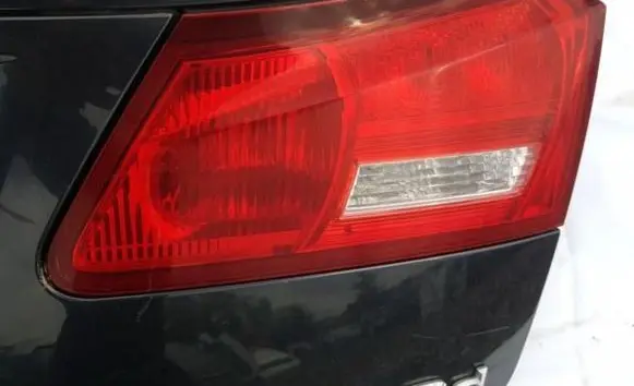 Lexus IS 220D-250-350 Tailgate rear/tail lights