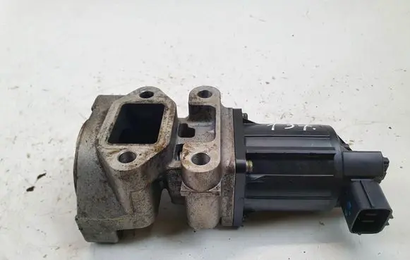 Opel Astra J EGR valve K5T70380 8973766632