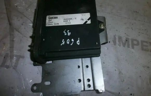 Peugeot 605 Other control units/modules AV01025C 7186602