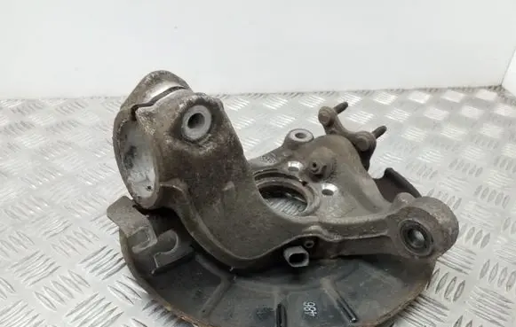 Volkswagen PASSAT B7 Front wheel hub 3C0407257 1K0615311F
