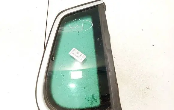 Volkswagen Tiguan Rear side window as3