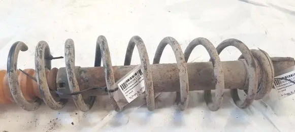 Volkswagen Golf III Rear coil spring