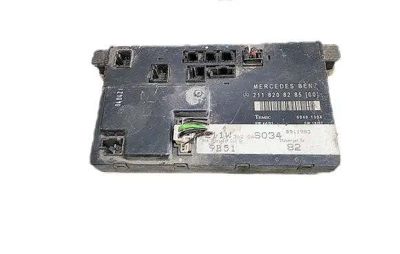 Mercedes-Benz C W203 Door control unit/module 2118208285