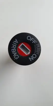 Honda CR-V Passenger airbag on/off switch 