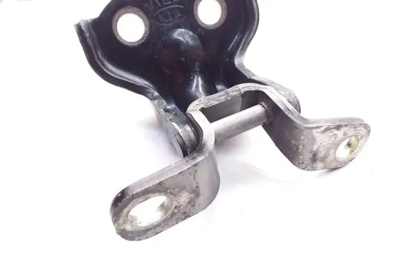 KIA Sorento Rear door upper hinge RLU