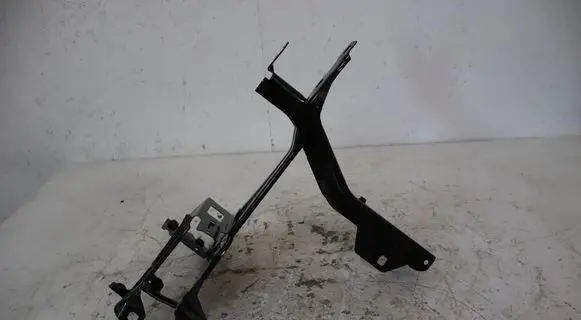 BMW X3 G45 Headlight/headlamp mounting bracket 5A26E81