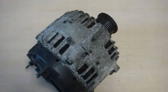 Skoda Roomster (5J) Generator/alternator 045903023H