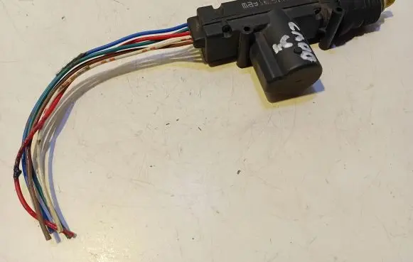 Volkswagen Caddy Central locking motor 