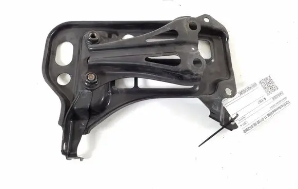 Battery bracket