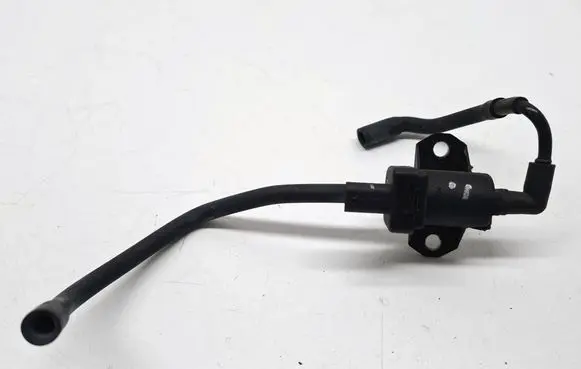 Ford Focus Valve 9812031180