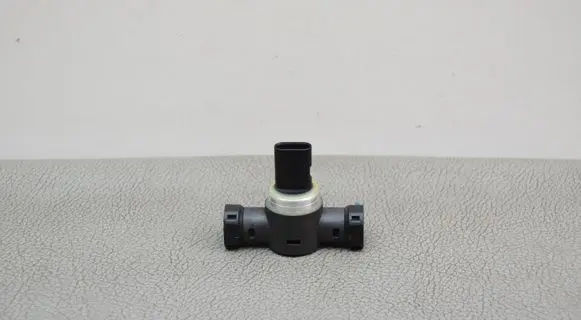 Fuel pressure sensor