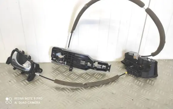 Nissan Qashqai Front door lock 806704EA0A NISSANQASHQAI TWOJEAUTOWYSZKOW