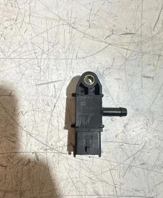 Opel Insignia A Exhaust gas pressure sensor 55566186