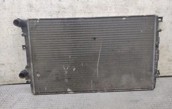 Coolant radiator