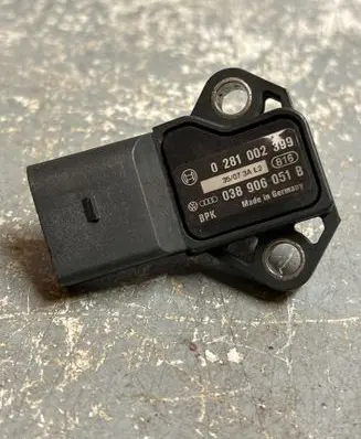 Mazda 6 Air pressure sensor 0281002399 038906051B