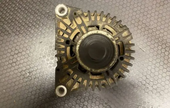 Peugeot 4007 Generator/alternator 9662731680