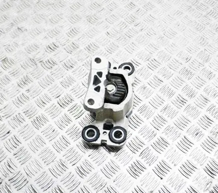 Land Rover Range Rover Evoque L538 Engine mount bracket EJ327M121AD