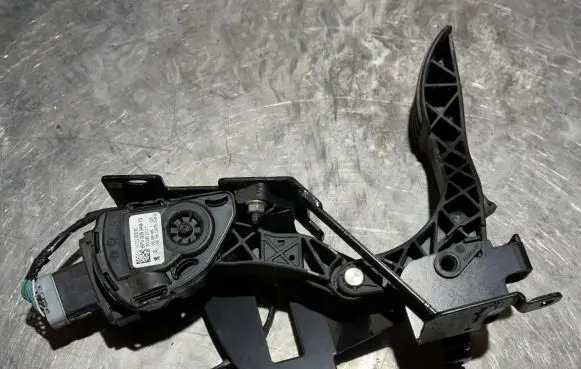 Citroen Jumpy Accelerator throttle pedal 1401280680