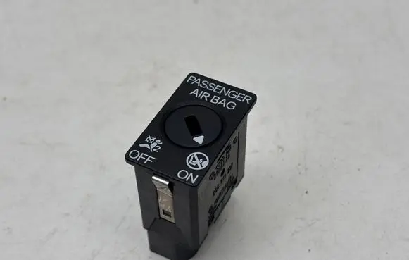 Skoda Rapid (NH) Passenger airbag on/off switch 5C5919237