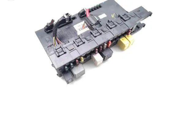 Mercedes-Benz C W203 Fuse module 2035453801