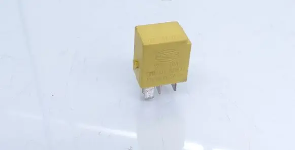 Mercedes-Benz C W203 Other relay 0025421219 4RD00781402