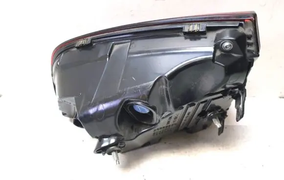 Porsche Cayenne (9Y0 9Y3) Tailgate rear/tail lights 900533757P5945307G