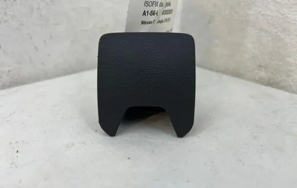 Nissan Qashqai J12 ISOFIX cover 886396UH1A