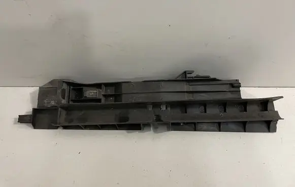 BMW X6 F16 Radiator support slam panel bracket 7799761