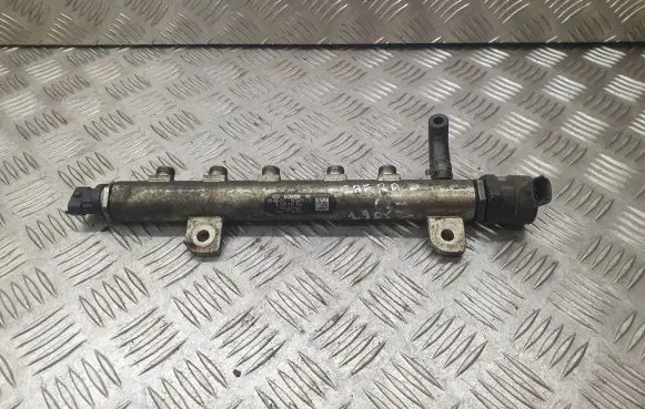 Opel Zafira B Fuel main line pipe 0445214056
