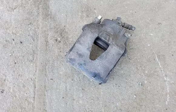 Skoda Octavia Mk1 (1U) Front brake caliper