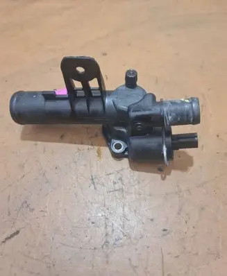Dacia Duster Thermostat housing PA66GF30 62012