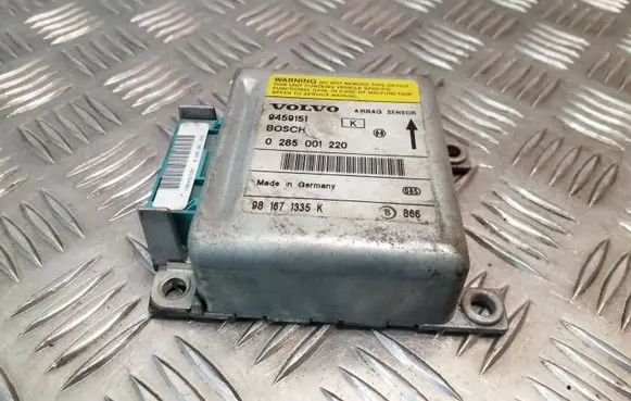 Volvo S70 V70 V70 XC Airbag control unit/module 0285001220 9459151