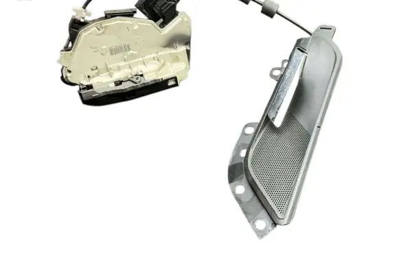 Skoda Octavia Mk3 (5E) Rear door lock 5E0839015