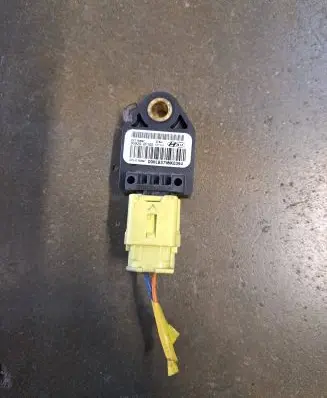Hyundai Sonata Airbag deployment crash/impact sensor 959202F100