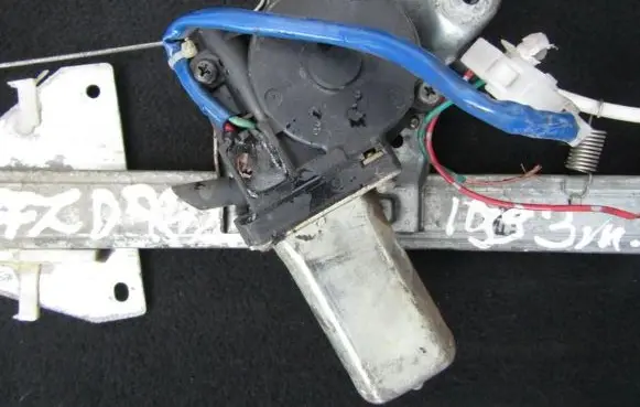 Mazda 626 Front door window regulator motor 3630161631 36301-61631