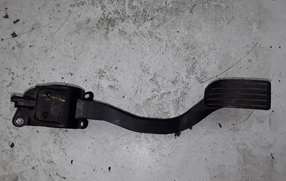 Peugeot 308 Accelerator throttle pedal 0280755102