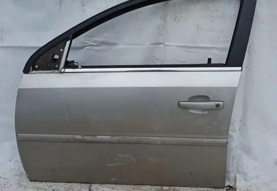 Opel Signum Front door Pilka
