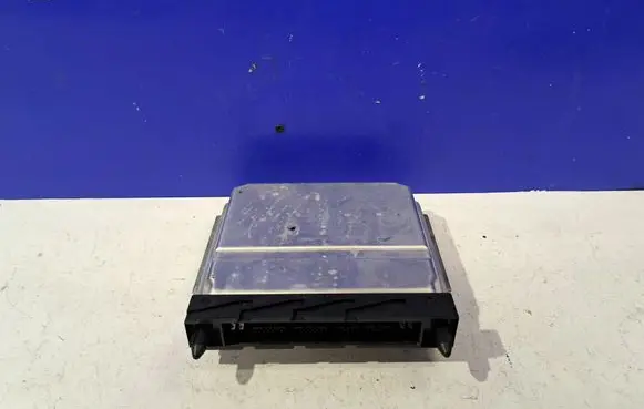 Volvo XC90 Engine control unit/module 08675761 0261207809