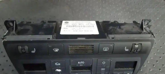 Audi A6 S6 C5 4B Climate control unit 4B0820043AB