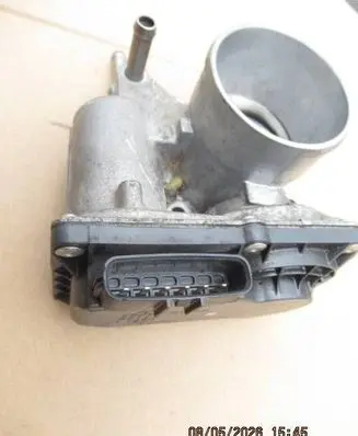 Toyota Yaris Throttle valve 220300Y110 8G11 011951