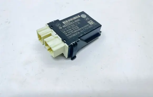 Mercedes-Benz C W205 Airbag control unit/module 2059001336 A2059001336 18420000B4