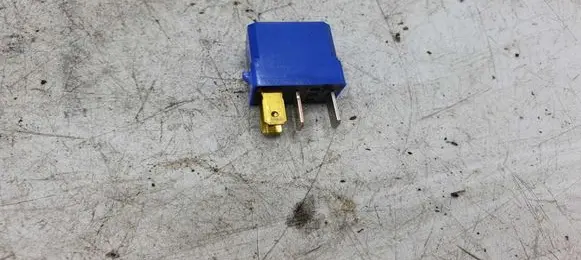 Nissan X-Trail T30 Other relay 2523079945