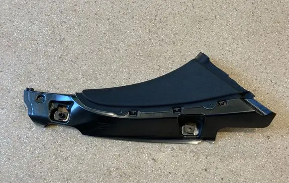 Mercedes-Benz S W222 (C) pillar trim A2226904104
